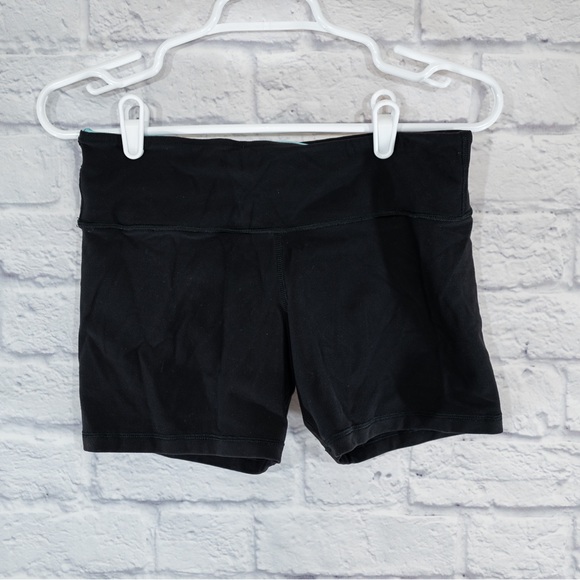 lululemon athletica Pants - Lululemon shorts